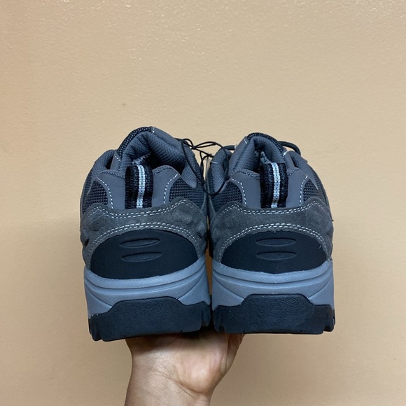 Khombu Hiking Sneakers NEW - Picture 5 of 17